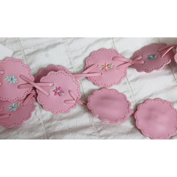 2006 Gymboree Park City Luxe Pink Concho Belt sz 3-4 NWT Flower Faux Leather - Picture 4 of 4